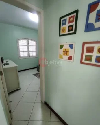 Imagem Casa a venda no Village do Sol I com 3 quartos - Palmeiras - Cabo Frio