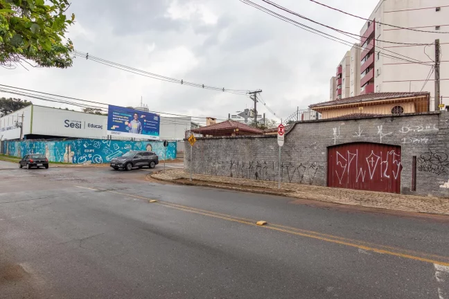 Casa comercial/residencial à venda no Portão Curitiba
