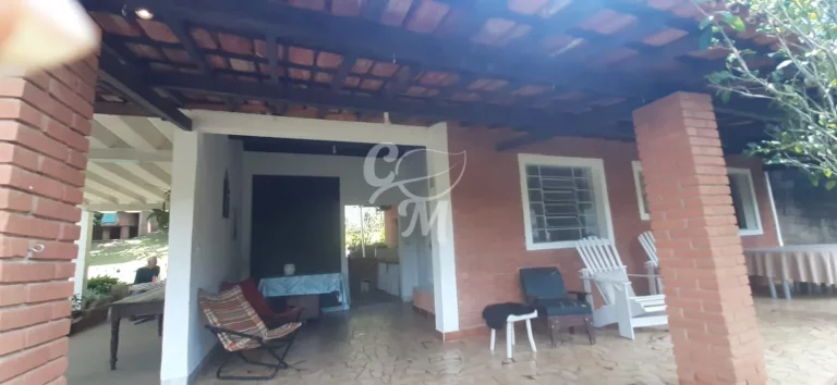 Imagem Chácara com casa Térrea e Lazer