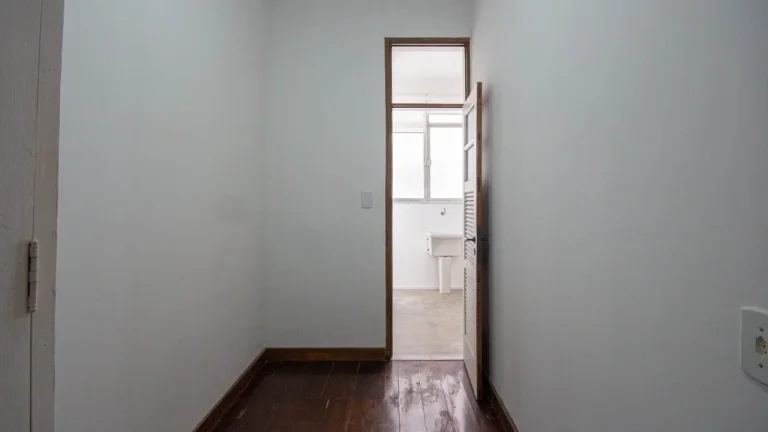 Imagem Apartamento Botafogo - 87M², 2 Dorms, 1 Vaga Demarcada, Playground, Área Verde, Ar Condicionado, Armários.