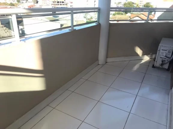 Imagem CASA COM 4 DORMITÓRIOS À VENDA, 390 M² POR R$ 1.600.000,00 - GLÓRIA - MACAÉ/RJ