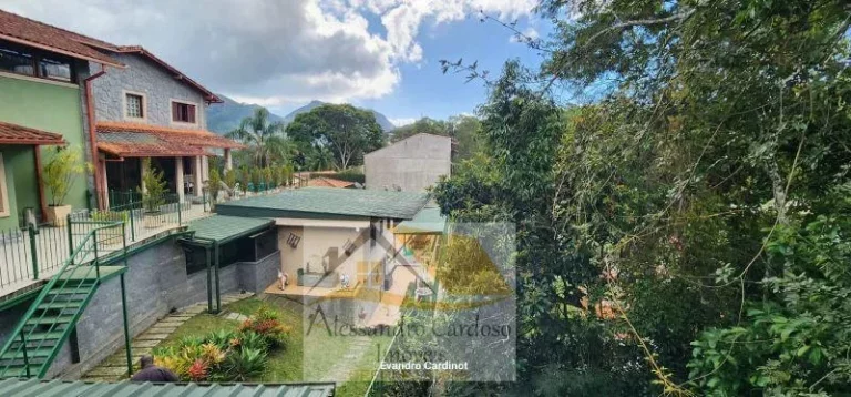 Imagem Casa à venda em Nova Friburgo, Braunes, com 10 quartos, 550m2