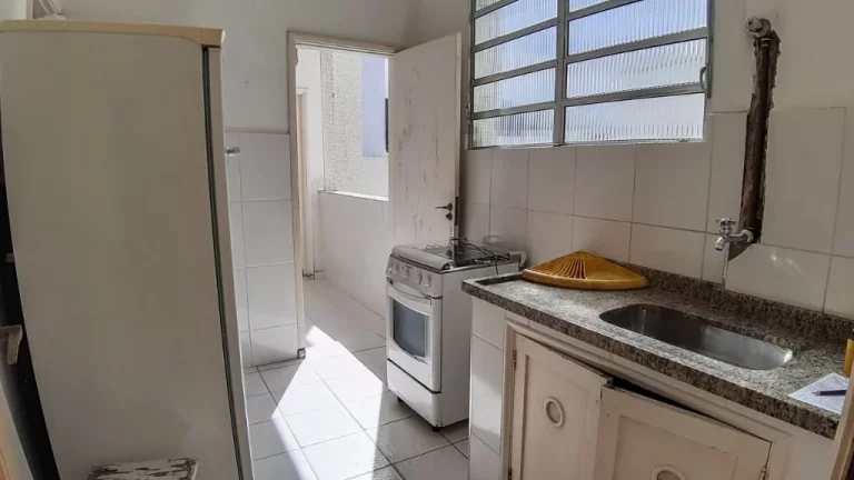 Imagem PITANGUEIRAS- CALÇADÃO COM MARAVILHOSA VISTA AO MAR , GARAGEM EM PARQUEAMENTO.