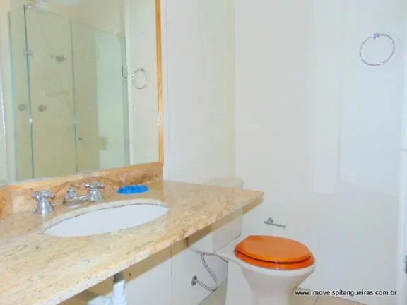 Imagem Pitangueiras - Uma quadra da praia - Flat com lazer - 02 vagas de garagem.