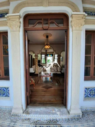 Imagem Sobrado com 4 dormitórios à venda, 280 m² por R$ 1.915.000 - Pompéia - Santos/SP