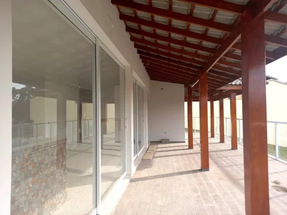 Imagem Chácara com casa nova, nunca habitada ( aceita permuta imóvel em Boituva )