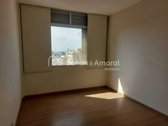 Imagem Amplo apartamento à venda no Ed. Dona Amélia, no Cambuí, Campinas. Com 190 m², o imóvel dispõe...