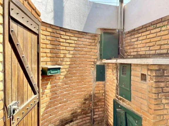 Imagem Linda casa TÉRREA 100% avarandada, voltada para natureza. APP - Área de Pre