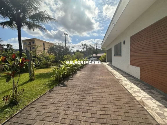 Imagem Casa á venda com 3 dormitórios localizada em Blumenau - SC