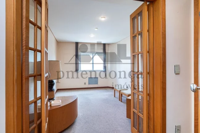 Imagem Apartamento andar alto com 190m² em Perdizes Nobre, 3 suítes e 3 vagas.