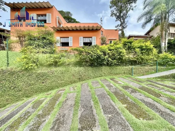 Imagem Casa integrada, com vista, árvores frutíferas no miolo da Granja Viana