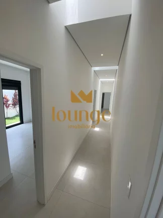 Imagem Casa À Venda em Condomínio Alphaville Zona Sul-Votorantim