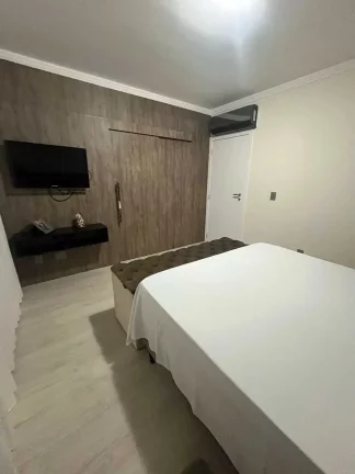 Imagem Geminado mobiliado com 3 dormitórios sendo 1 suíte e 2 vagas - Vila Nova | Joinville/SC