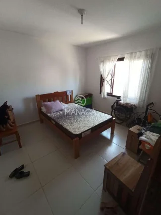 Imagem Linda Casa com 3 Quartos no Centro de Barra Velha – SC