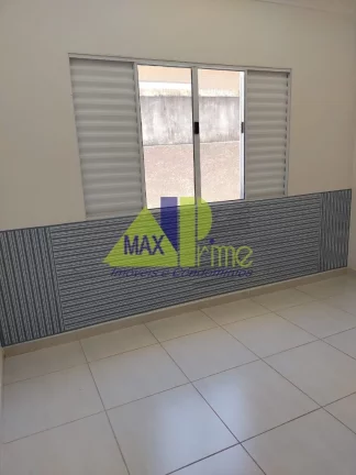 Imagem Imperdível casa de 3 quartos e ampla área na Vila Santista, Atibaia-SP - 1,97m², 1 suíte, 3 salas, 3 banheiros, 6 vagas.