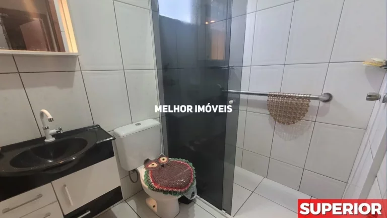 Imagem Casa de Alvenaria á venda com 6 dormitórios e 3 vagas de garagem localizada em Camboriú