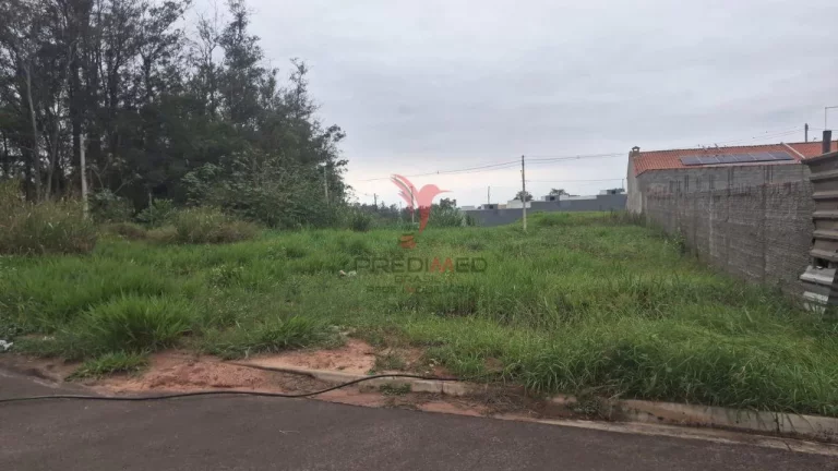 Imagem Vendo excelente Terreno Comercial em Águas de São Pedro - SP