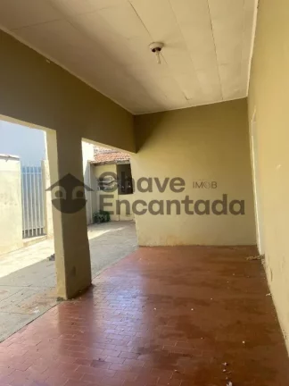 Imagem Casa com excelente custo beneficio.