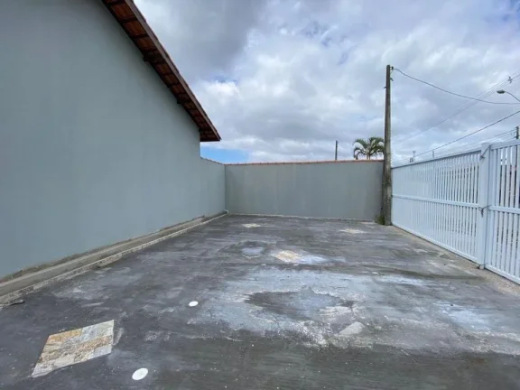 Imagem Casa para Venda em Itanhaém, Cibratel II, 2 dormitórios, 1 suíte, 1 banheiro, 1 vaga