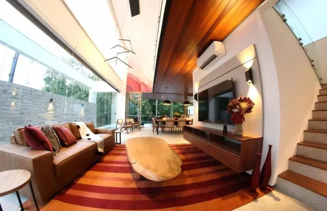 Imagem Casa Aconchegante à Venda na Riviera módulo 24