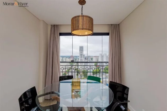 Imagem Apartamento para Venda em Curitiba, Centro, 2 dormitórios, 1 banheiro, 1 vaga