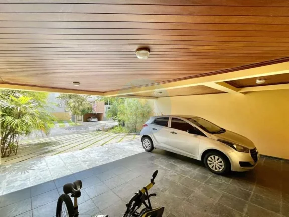 Imagem Casa em Condomínio a Venda no bairro Granja Viana - Cotia, SP
