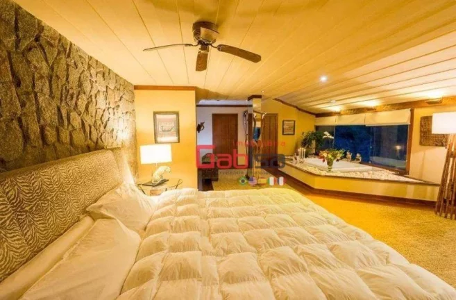 Imagem Casa com 6 dormitórios à venda, 301 m² por R$ 24.000.000,00 - Loteamento Sitio do Campinho - Armação dos Búzios/RJ