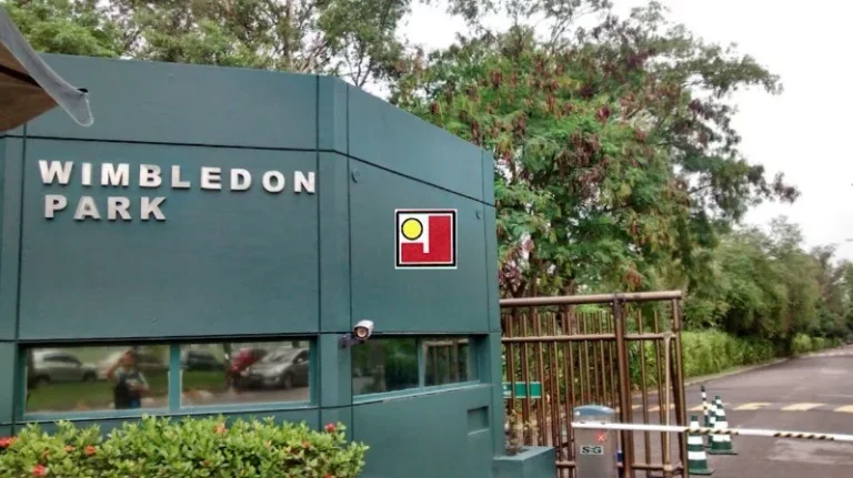 Imagem Vendo casa Wimbledon Park, luxuosa, 6Q(5Sts), terreno 2.050m², 1.120m² construídos, living com 250m², adega, home teather, escritório, piscina, BurleM