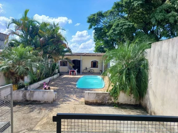 Imagem Chácara com 3 dormitórios à venda, 807 m² por R$ 650.000,00 - Ipelândia - Suzano/SP