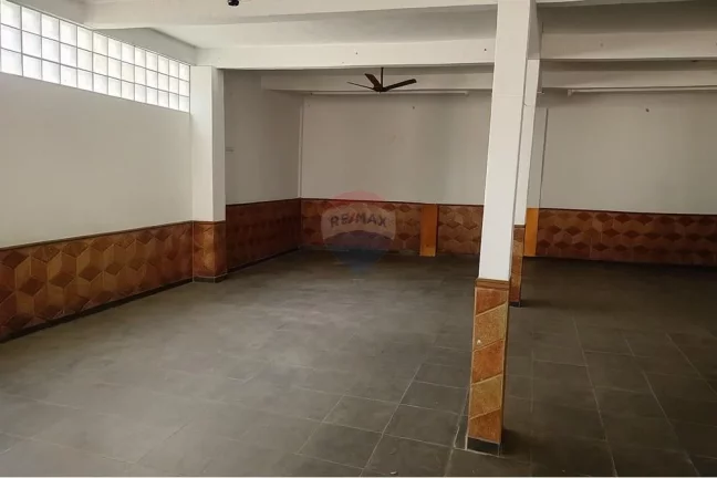 Imagem Ponto comercial em Cascadura, 516 m²