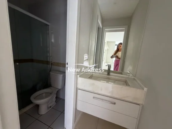 Imagem Cobertura exclusiva com 280 m² na quadra do mar, vista privilegiada, ambientes amplos, 3 quartos e 3 vagas de garagem.