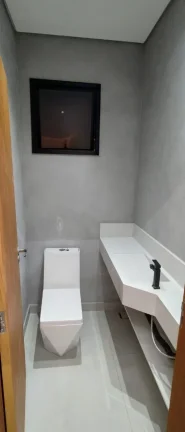 Imagem Casa de luxo em condomínio no Horto Florestal, Sorocaba-SP: 3 quartos, 3 suítes, 132m² de área.