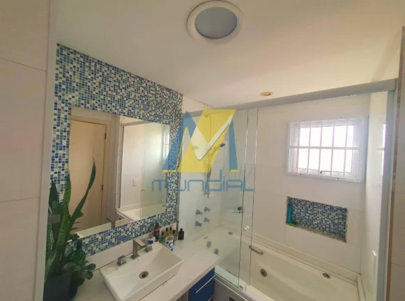 Imagem Luxuosa Cobertura Tríplex a Venda com 3 suítes, 4 vagas em São Caetano