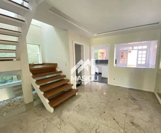 Imagem Casa com 3 dormitórios à venda, 290 m² por R$ 1.990.000,00 - Barra do Jucu - Vila Velha/ES