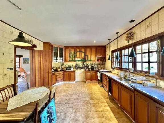 Imagem Casa com 5 Quartos à Venda, 368 m² em Jardim Ana Estela - Carapicuíba