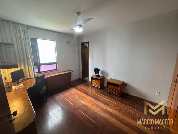 Imagem Apartamento com 3 suítes à venda, 215 m² por R$ 890.000 - Meireles, Fortaleza/CE