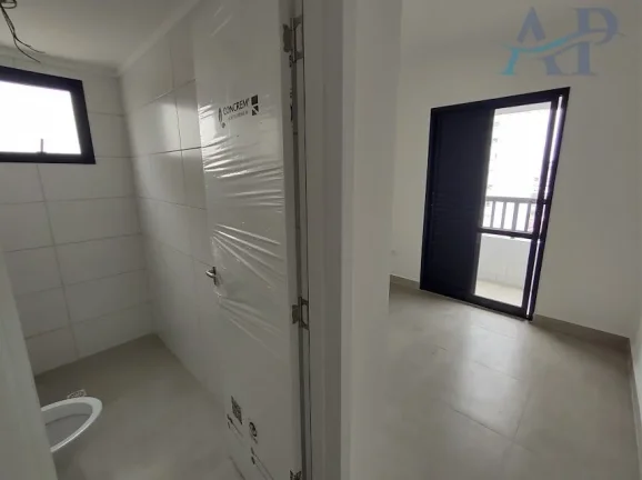 Imagem Apartamento com 2 Dormitórios na Vila Guilhermina em Praia Grande