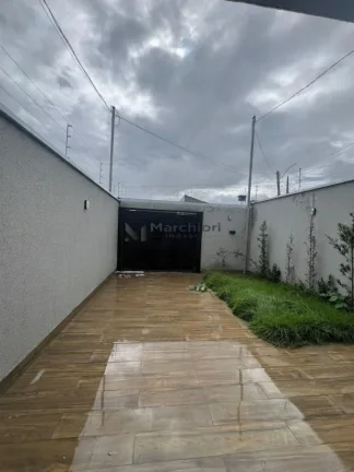 Imagem Casa para Venda em Trindade, Setor Maysa, 2 dormitórios, 1 suíte, 2 banheiros, 2 vagas