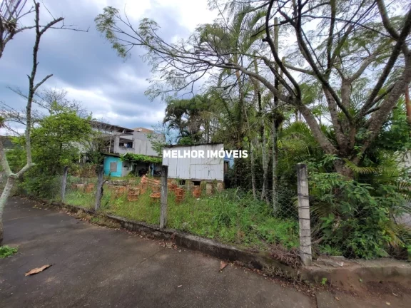 Imagem Amplo Terreno à venda com 456 m² de área Localizado em Balneário Camboriú - SC