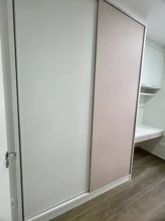 Imagem Sobrado com 160 m² 3 Dormitorios sendo 1 Suite e 2 Vagas de Garagens
