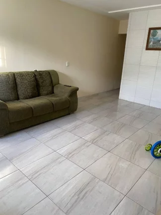 Imagem Casa à venda em Farolândia: 5 quartos, 200m², 3 vagas de garagem - Imperdível!