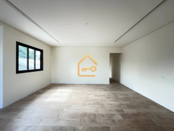 Imagem Casa nova à venda com 3 suítes, todas com closet, 2 salas. Villa Branca