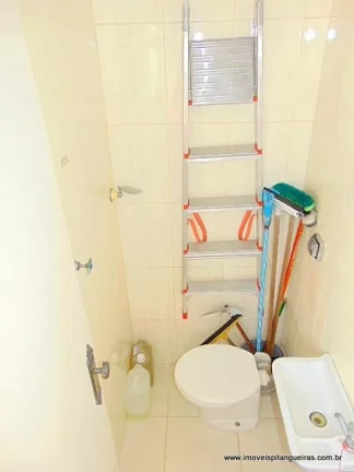 Imagem PITANGUEIRAS- UMA QUADRA DA PRAIA , LOCALIZAÇÃO ESPETACULAR , 01 VAGA DE GARAGEM NO PRÉDIO.