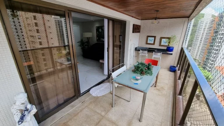 Imagem PITANGUEIRAS - MARAVILHOSO APTO. Á VENDA, TOTALMENTE REFORMADO, 02 VAGAS, 03 DORM. (02 SUÍTES).