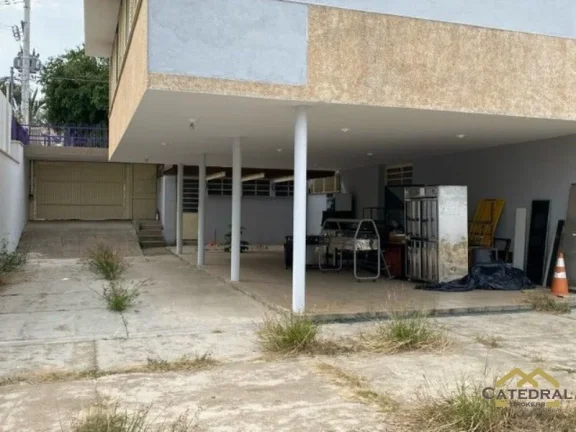 Imagem Casa com 3 quartos (1 Suíte) à venda - Jardim Ana Maria - Jundiaí/SP