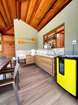 Imagem Porteira Fechada à 50m da Praia