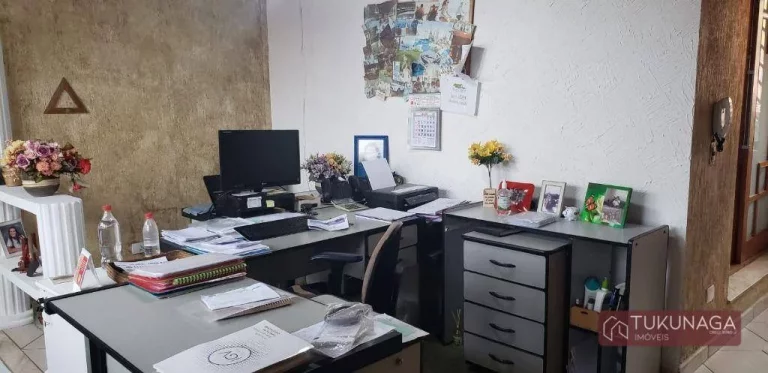 Imagem Sobrado com 4 dormitórios à venda, 200 m² por R$ 840.000,00 - Vila São Judas Tadeu - Guarulhos/SP