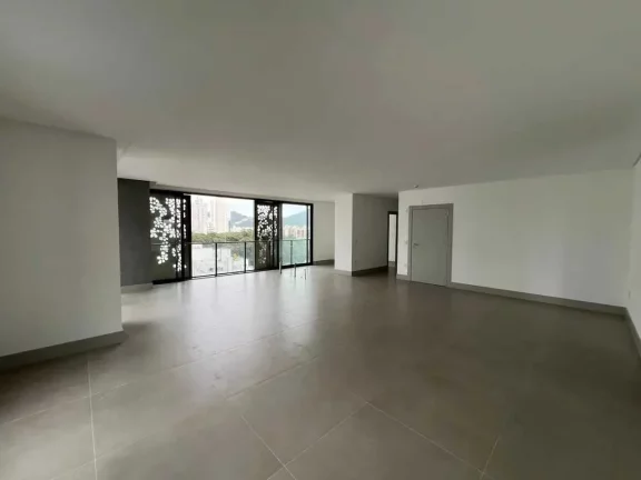 Imagem Apartamento com 4 suítes, closet e 3 vagas de garagem em Balneário Camboriú