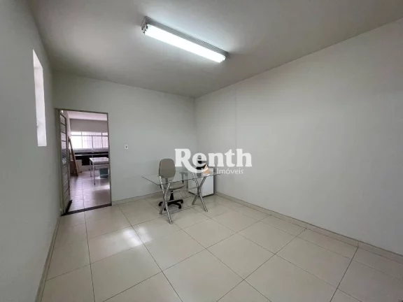 Imagem Sobrado com 2 dormitórios à venda, 148 m² por R$ 460.000,00 - Saúde - Rio Claro/SP