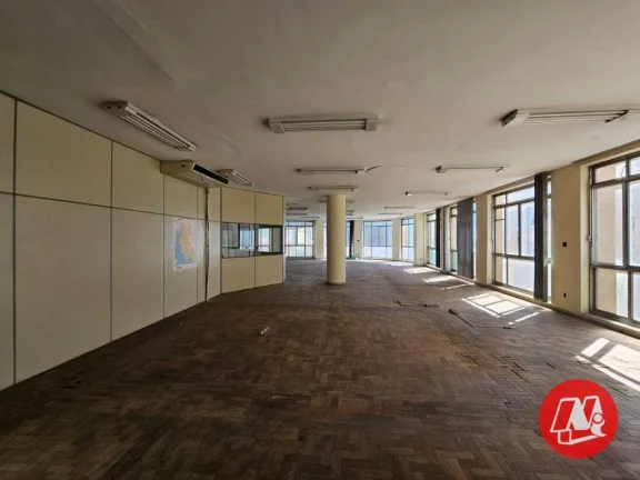 Imagem Aluga-se e Vende-se Andar Corporativo de 607m² no Centro Histórico